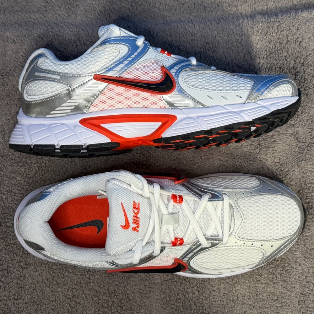 Nike V5 RNR W
Brand new - Picture 4 of 6